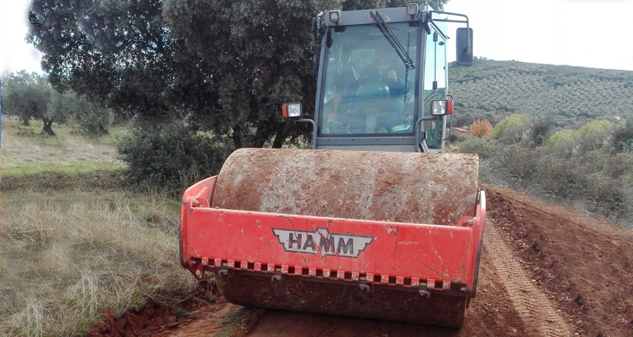 Rodillos compactadores Alquiler de maquinaria en Ciudad Real y alquiler de maquinaria en Toledo